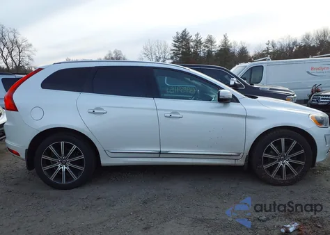 2017 Volvo Xc60 T6 Inscription из США, поврежденный, VIN YV449MRU7H2200830